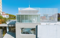 미디어아티스트 이이남·다섯손가락 이두헌 콜라보