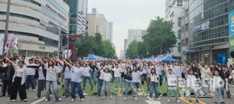 5·18을 우리 말로 말하다 청소년들로 물든 금남로