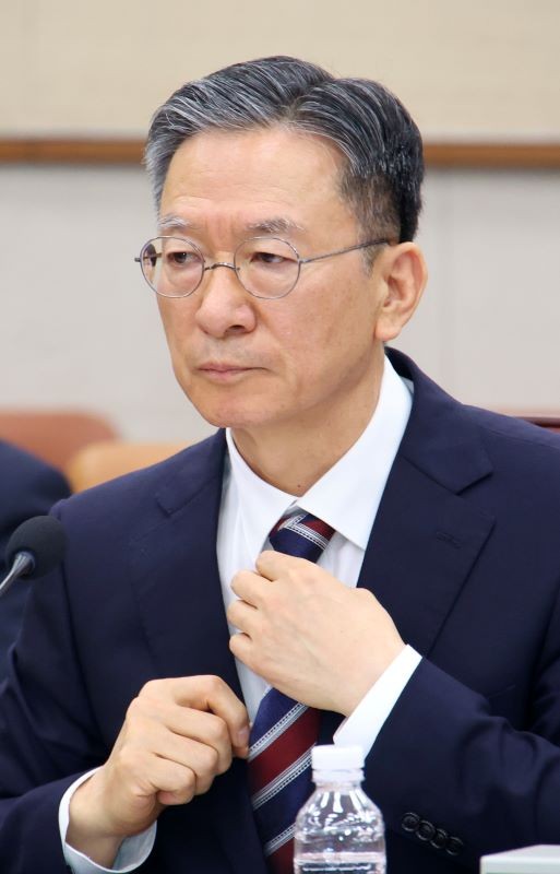 정성호 법무부 장관, 직권남용과 배임 수사에 대한 신중한 지침 내려