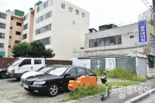 광주시 한강 북카페 조성 좌초, 매입 부지는 주차장으로 전락