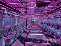 빈점포 채우는 인형들…뽑기 중독 될라