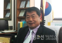 K-뷰티 파워피플 100...⑥ 뷰토피아 김덕성 대표