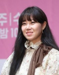동백이 공효진, 드라마는 월세살이 현실은 법인 건물주...부동산 재태크도 꽃길