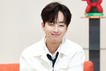 이찬원, 장윤정과 나란히 '오히려 좋아' MC 발탁... 남매 케미 기대감↑