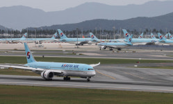 엔진에 불꽃 튄 채 비행...이스탄불서 출발한 대한항공 긴급착륙, 원인은?