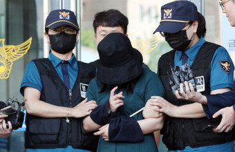 '부산 또래 살해범' 정유정, 검찰 송치...