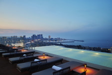 겨울 속초를 만끽하는 가장 근사한 방법, 홈마리나 속초... 인피니티 풀·루프탑 바·파노라마 뷰까지