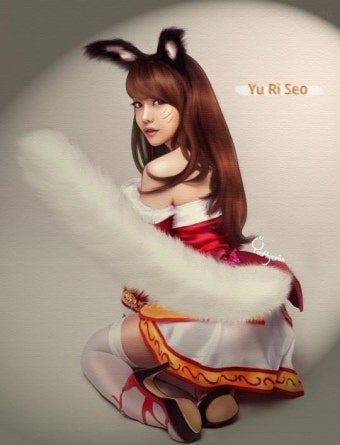서유리가 페이스북에 올린 코스프레 사진 13장