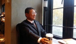 절망도 사치스러운 위재량의 노래