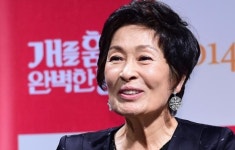 김혜자 