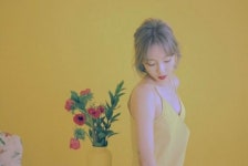 새앨범 28일 발매 태연이 공개한 봄느낌 티저 사진 2장