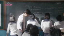 “폭력 아닌가요?” 란제리 소녀시대에 나온 충격적인 체벌 (영상)