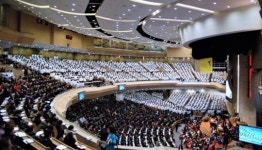 “교회가 패밀리 비즈니스?” 명성교회 부자세습에 쏟아진 비난