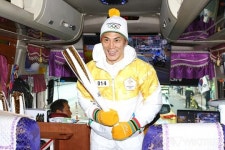 춤신춤왕 정진운도 떴다! 성화 봉송 나선 스타들(feat. 위키트리)