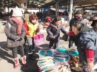 순천시 왕조1동, 설 맞이 어르신과 함께 재래시장 장보기 나눔행사