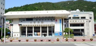 여수 시민회관·진남문예회관 시설 보수로 임시휴관