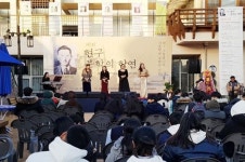 강진군, “국내 첫 주민큐레이터제 도입~문학제 치른다 ”