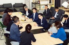 최종환 파주시장, ㈜넵스 방문..기업지원 아끼지 않겠다