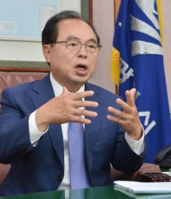[신년사] 오거돈 부산시장 “이제 시작합니다”