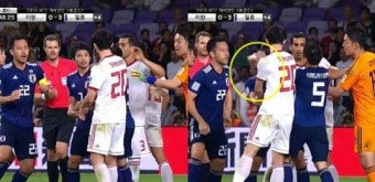 “갑자기 분위기 난투극” 경기 중 일본 선수 뺨 때린 이란 선수 (영상)