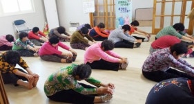 영암군, 기(氣)찬 경로당 건강백세 운동교실 운영