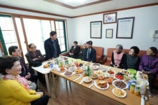 송도역세권 도시개발에 따른 옥골 경로당 임시 개관식 