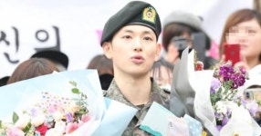 오늘(27일) 전역한 임시완이 취재진 앞에서 처음으로 한 말