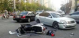 충남 논산 비보호 좌회전 교통사고로 사망자 2명 발생, 안전운전 강조하는 시급함