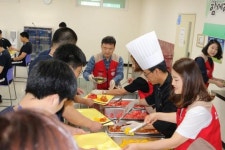 롯데백화점 전주점, 송천정보통신학교 사랑나눔