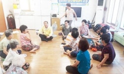 광양시 중마동, 폭염속 경로당 곳곳 ‘찾아가는 현장 행정’ 펼쳐