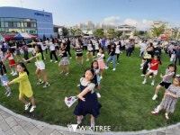 [포토뉴스] 익산시민들, “유라시아 철도 시발역 기원합니다”