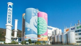 “하이트진로, 맥주와 소주 신제품 ‘테라’, ‘진로이즈백’ 흥행에 실적 상향”