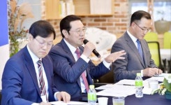 이용섭 광주시장, 광주도시재생공동체센터 오찬간담회 개최