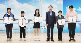 (유)세븐테크, (재)신안군장학재단에 천만원 장학기금 기탁