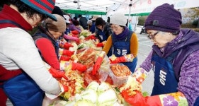 [포토]광주시 북구 임동, 사랑의 김치 나눔봉사