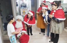 광주시 광산구 첨단2동 주민자치회, ‘찾아가는 몰래 산타’ 진행