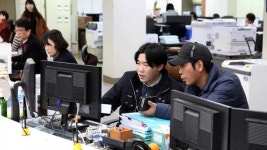 “확 바뀐 장흥군 민원봉사과, 친절하고 빨라진다”