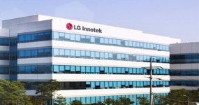 “LG이노텍, 아이폰 판매량 호조 효과로 주가 추가 상승 기대”