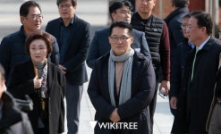 [포토] 정읍 백정기의사 기념관 도착한 대안신당 지도부