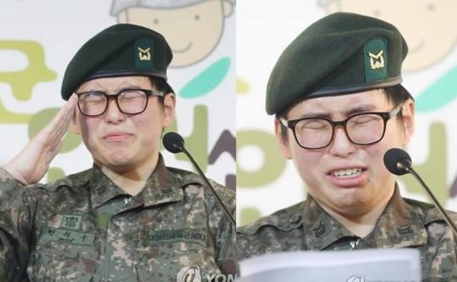 '성전환 부사관' 변희수 하사가 얼굴 공개하며 통렬하게 호소했다 (사진 10장) | 포토뉴스