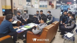 [포토] 감염병 방지 높이려 토론하는 익산 신동지구대