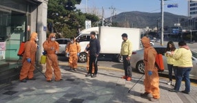 광양시 중마동, 코로나19 방역 위해 자원봉사자들 ‘구슬땀’