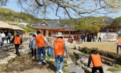 강진군, 감성 트레일 코스 주변 환경정화 및 방역 실시…코로나19 확산 방지 총력