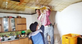 강진읍교회, 집수리 봉사로 이웃사랑 실천