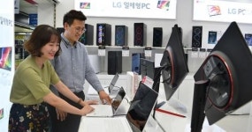 전자랜드, ‘집콕 문화 생활’ 확산에 관련 가전 판매 증가