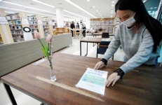 [포토]광주시 북구일곡도서관, 거리두기 1.5단계 방역 철저