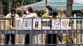 [포토]광주시 북구·유치원, 어린이보호구역 교통사고 예방 포스터 전시