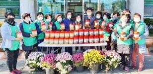 강진군 도암면 새마을부녀회, 마을경로당에 유자청 전달