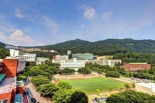 부산 동아대학교 교수 임금소송서 승소...직원은 패소