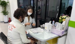 광주시 동구 지원건강생활지원센터, 돌봄이웃에 ‘건강꾸러미’ 전달